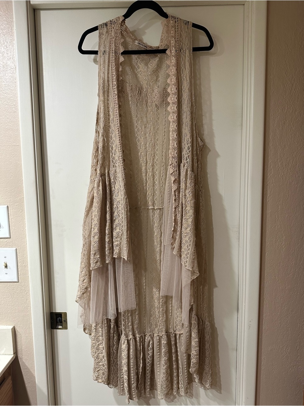 Bohemian Lace Vest in Beige